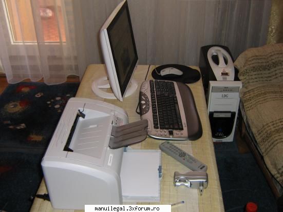 pozele mele ;) - ASTA E "SCULA" MEA - manu si pozele lui sparg  topurile in 2007