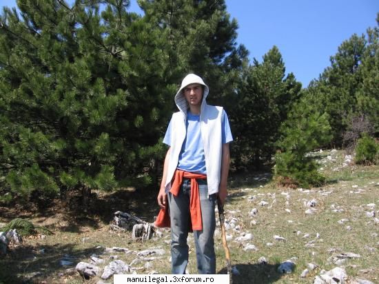 cel ami bun prieten al meu bogdan pe munte mergea spre pasul lui novac mi=a cam luat-o inainte dar